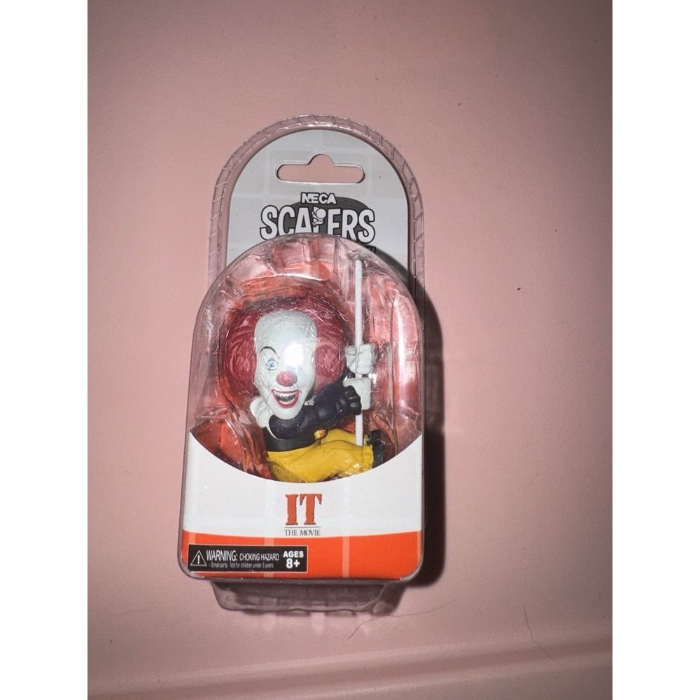 NECA Scalers IT The Movie Pennywise Clown Hanging Mini Figure Collect Them All